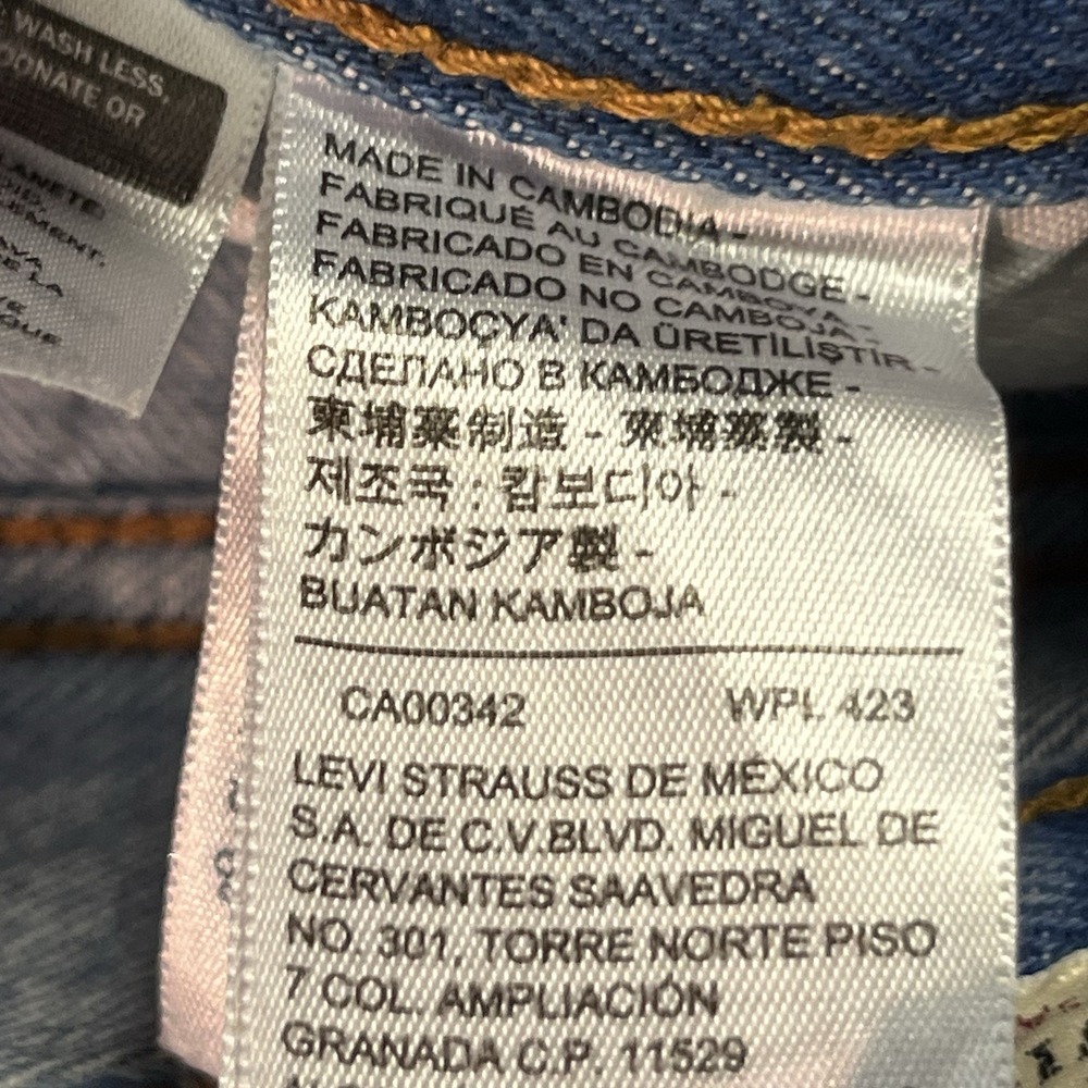 Levi's 501 90s‎ Premium Jeans Mid Rise Relaxed Straight Womens Size 27x32 EUC - Picture 8 of 10
